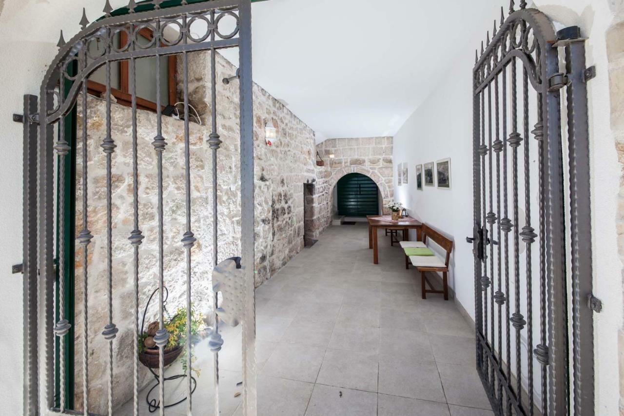 Villa Old Stone House Mario Podgora Exterior foto