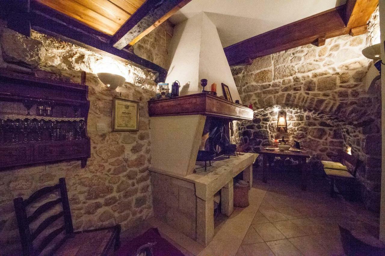 Villa Old Stone House Mario Podgora Exterior foto